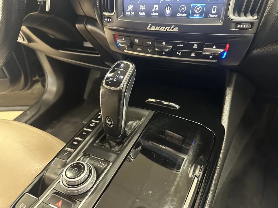 2020 Maserati Levante - Image 19 of 20