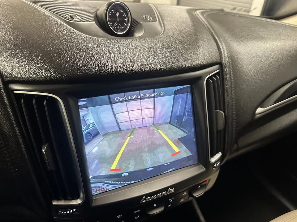 2020 Maserati Levante - Image 15 of 20