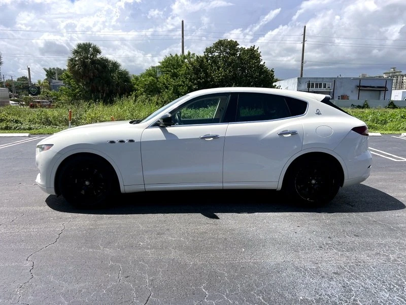 2020 Maserati Levante - Image 4 of 20