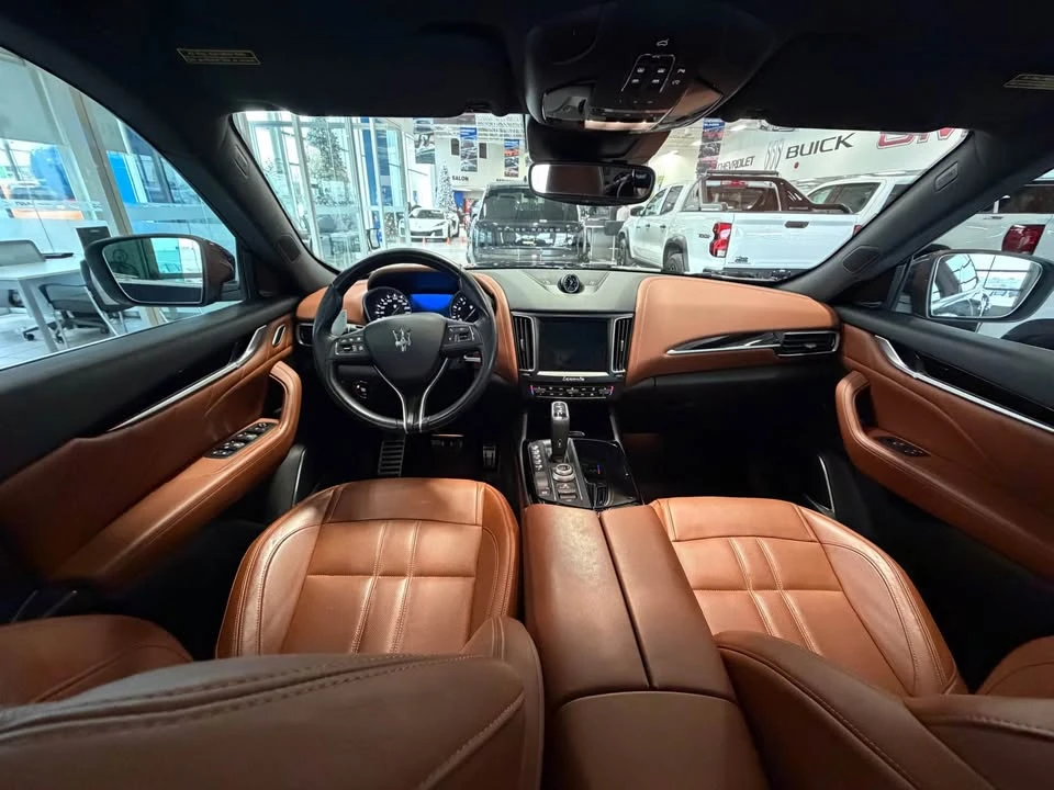 2020 Maserati Levante - Image 9 of 10