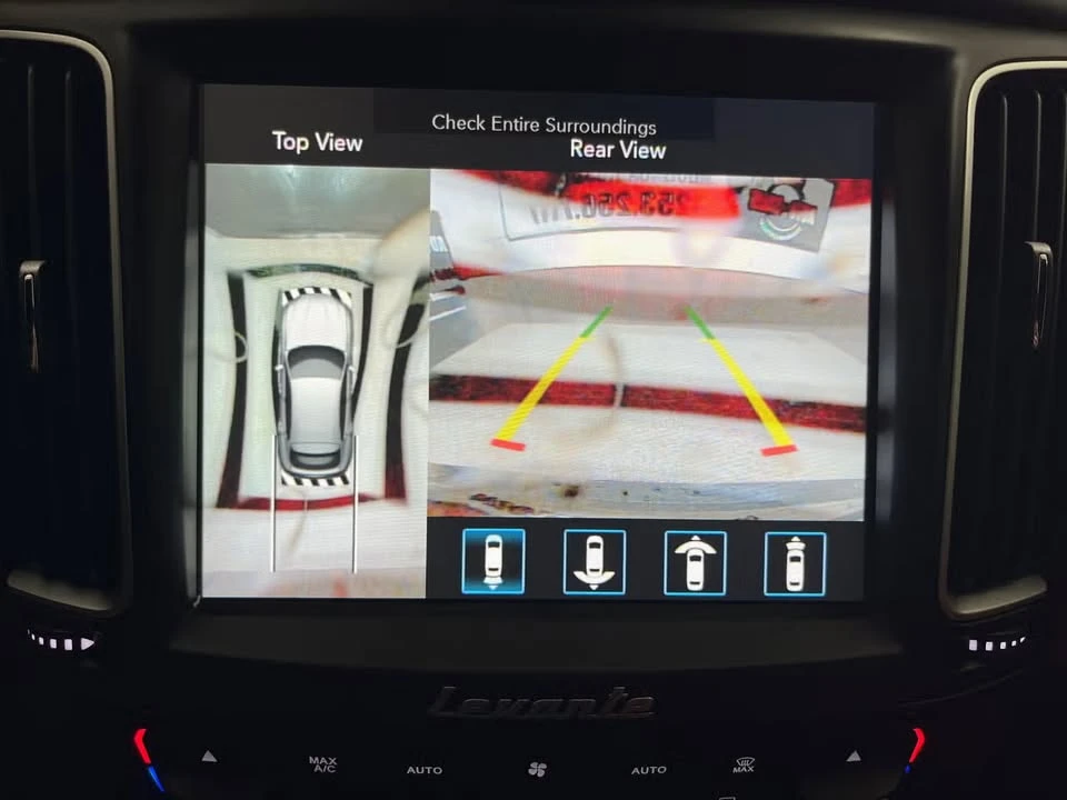 2020 Maserati Levante - Image 17 of 20