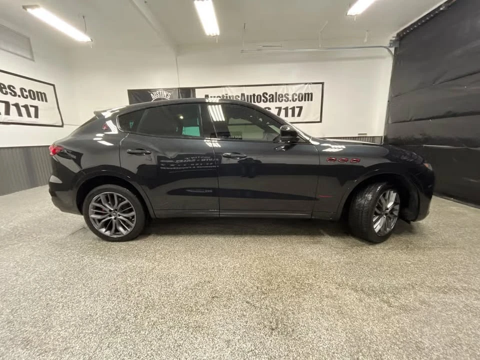 2020 Maserati Levante - Image 4 of 20