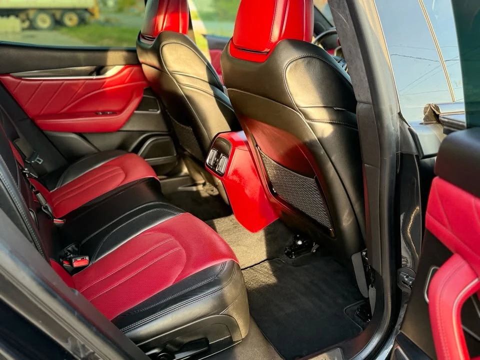2020 Maserati Levante - Image 15 of 20