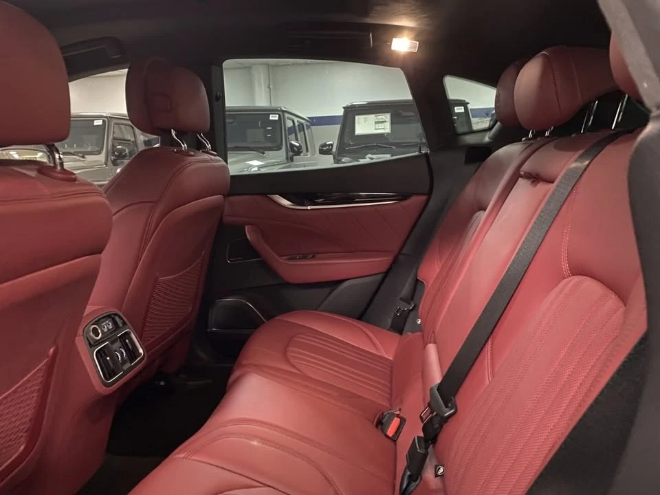 2020 Maserati Levante - Image 6 of 15