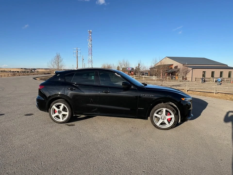 2020 Maserati Levante - Image 9 of 20