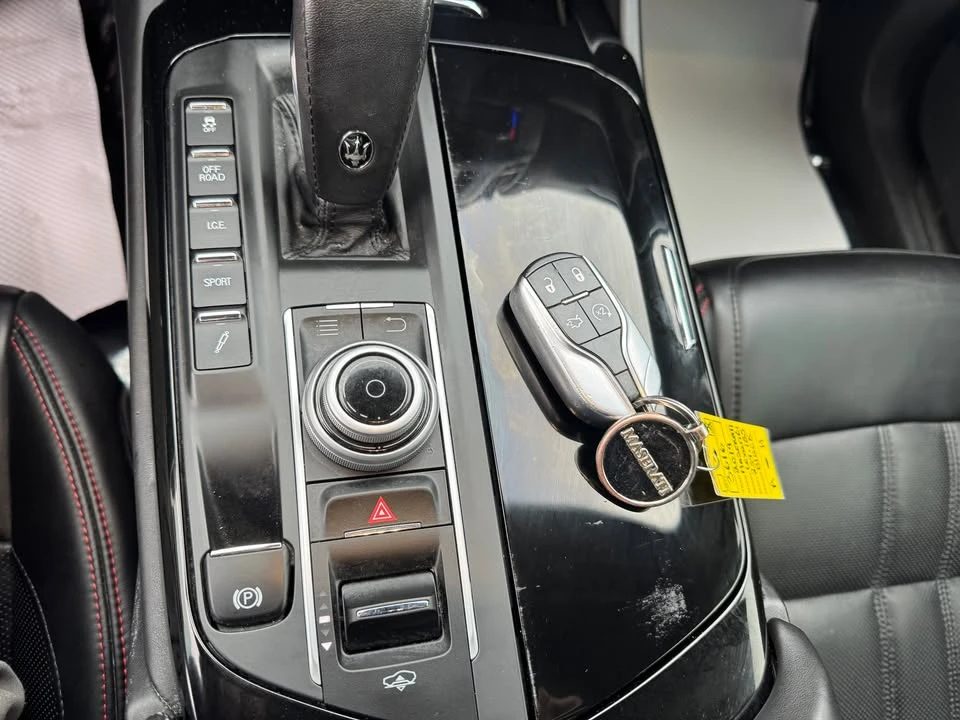 2020 Maserati Levante - Image 19 of 20
