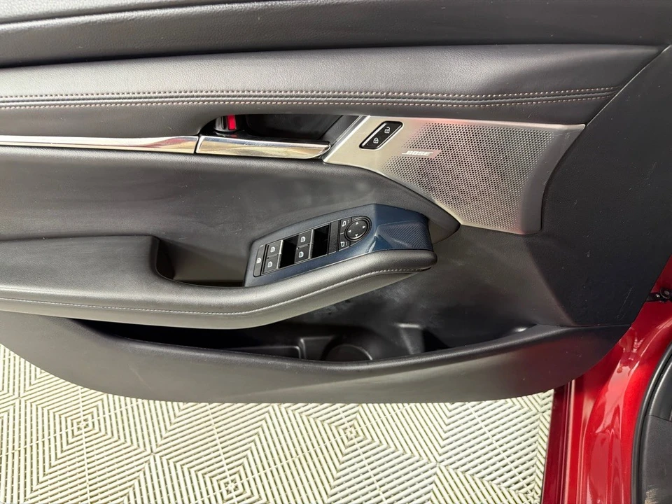 2020 Mazda Mazda 3 4th Gen - Image 11 of 12