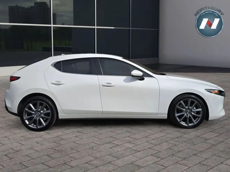 2020 Mazda Mazda 3 4th Gen - Image 6 of 12