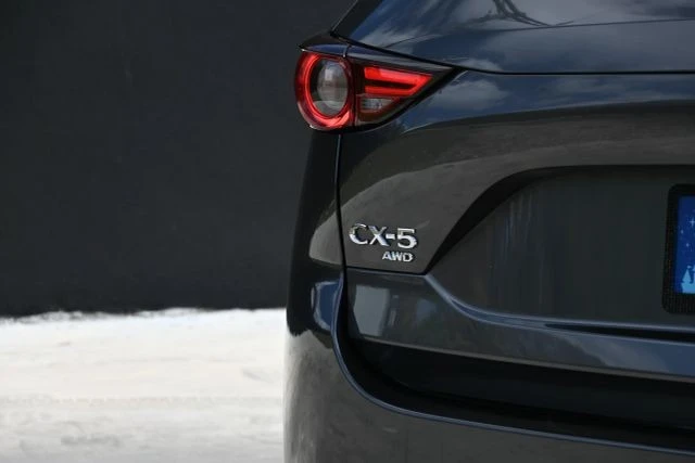 2020 Mazda CX-5 2nd Gen - Image 13 of 21
