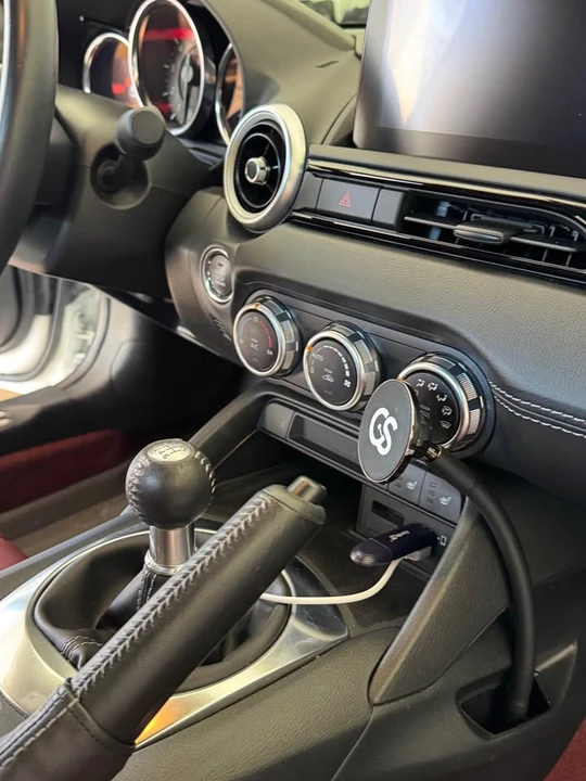 2020 Mazda ND MX-5 Miata - Image 9 of 11