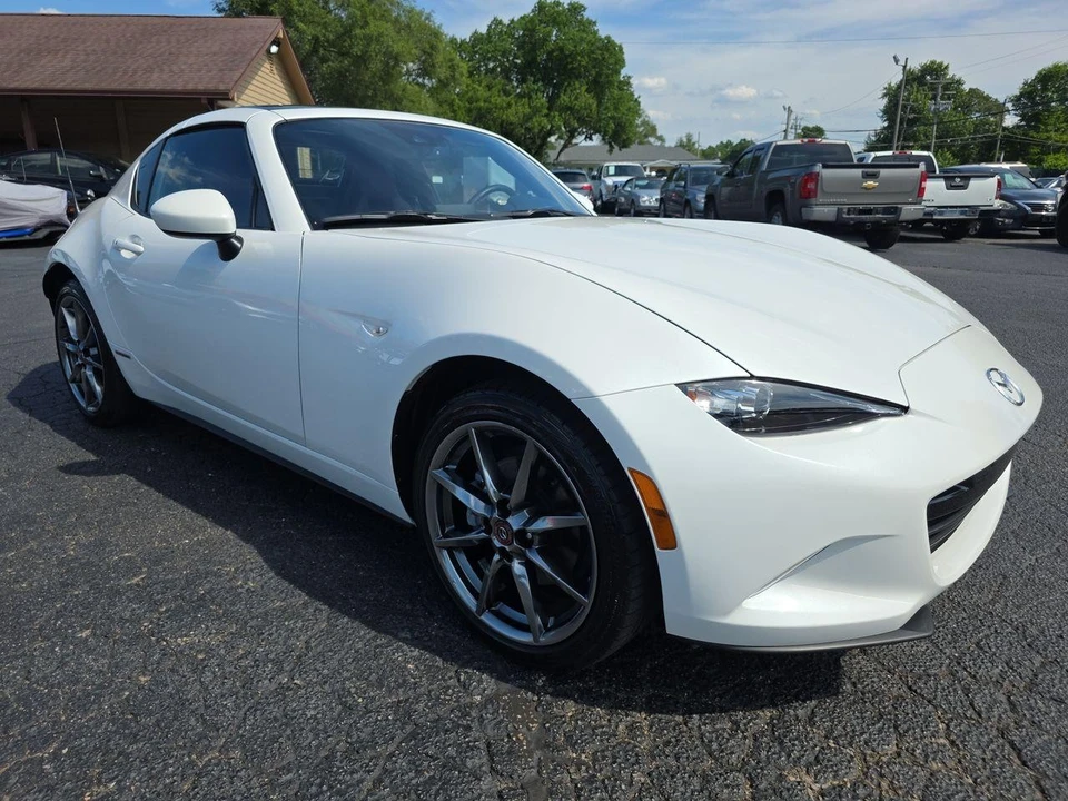 2020 Mazda ND MX-5 Miata - Image 18 of 31