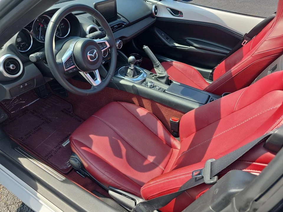 2020 Mazda ND MX-5 Miata - Image 4 of 31
