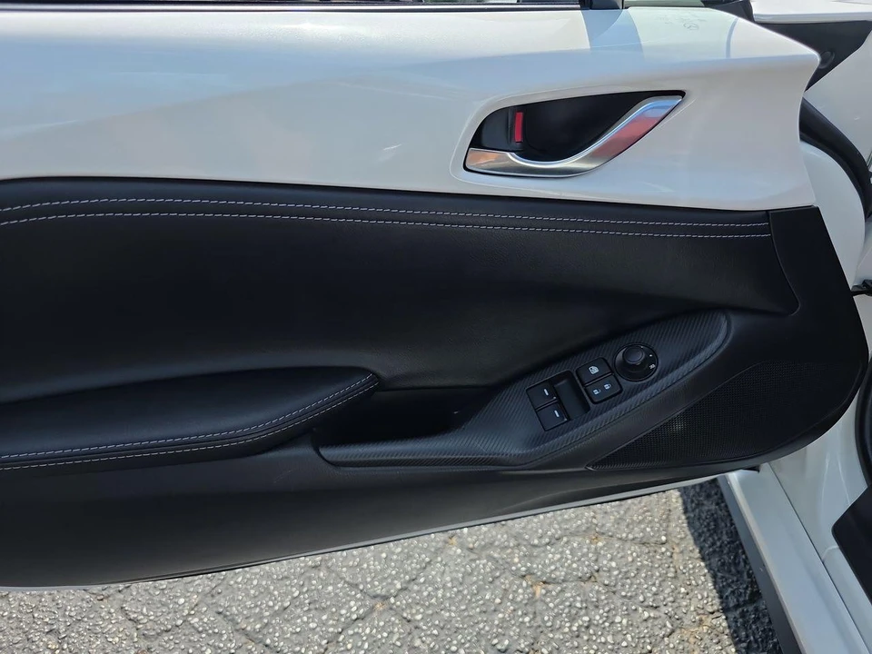 2020 Mazda ND MX-5 Miata - Image 5 of 31