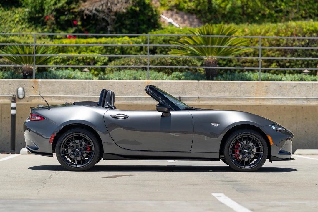 2020 Mazda ND MX-5 Miata - Image 3 of 31