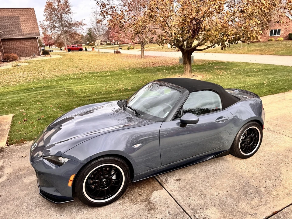 2020 Mazda ND MX-5 Miata - Image 2 of 21