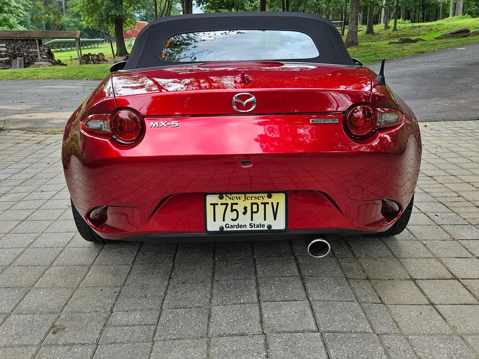 2020 Mazda ND MX-5 Miata - Image 17 of 31