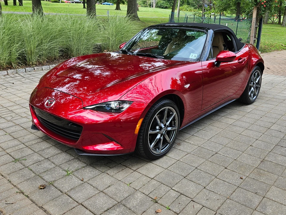 2020 Mazda ND MX-5 Miata - Image 9 of 31