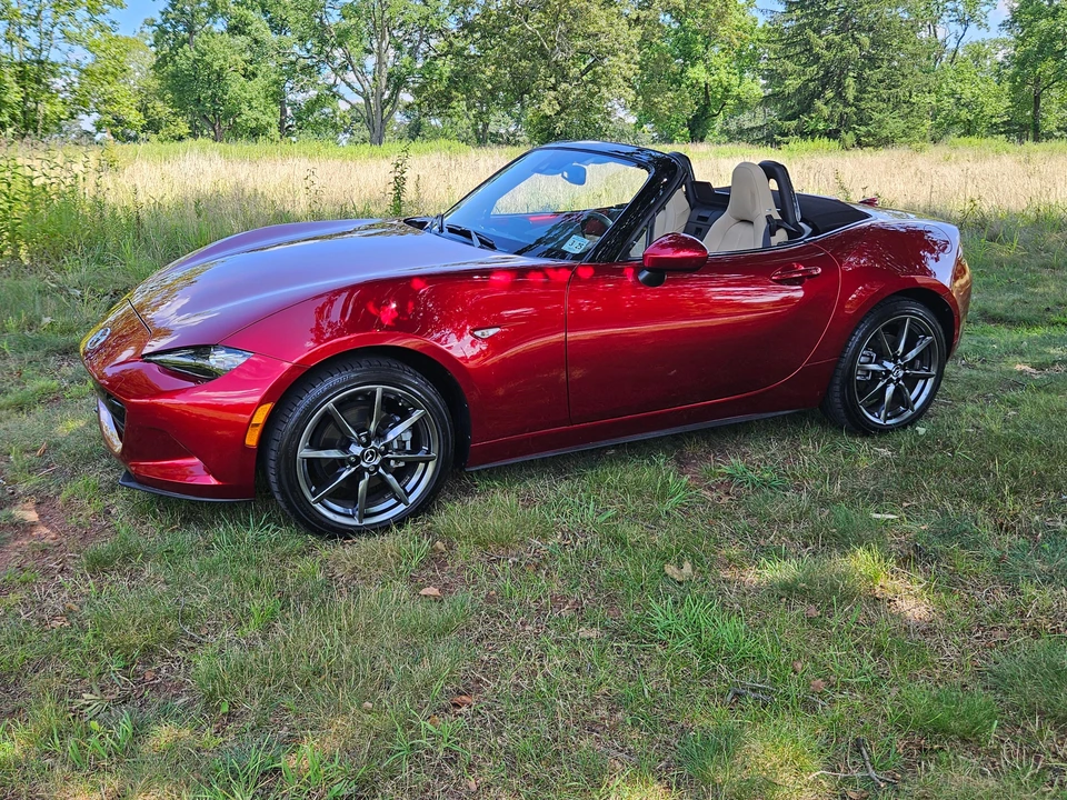 2020 Mazda ND MX-5 Miata - Image 24 of 31