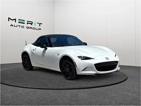 2020 Mazda MX-5 Miata Sport Convertible