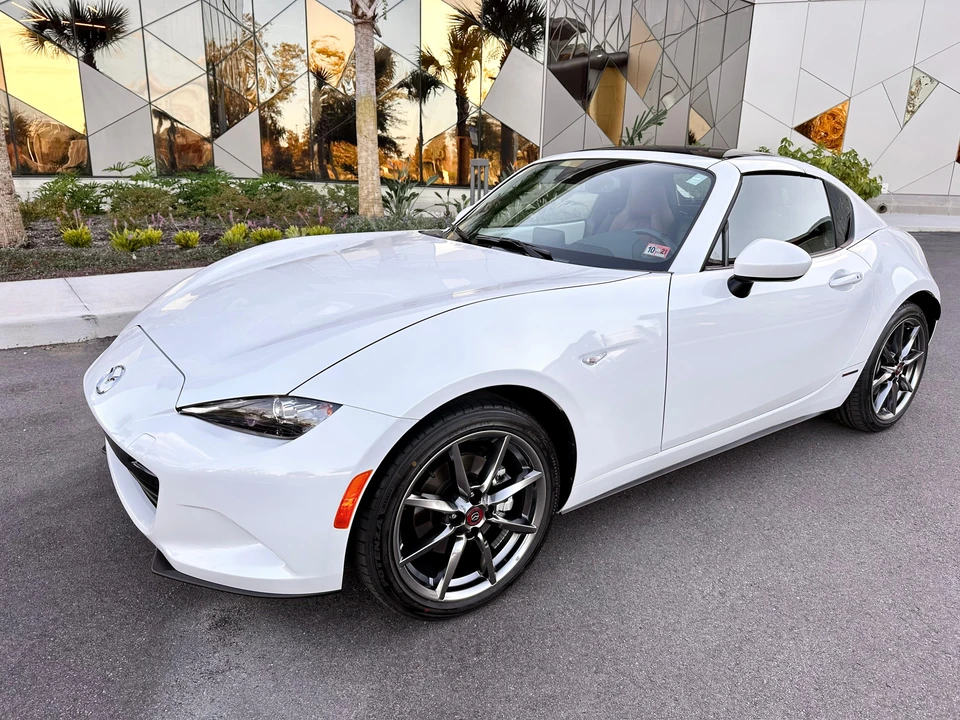 2020 Mazda ND MX-5 Miata - Image 9 of 31