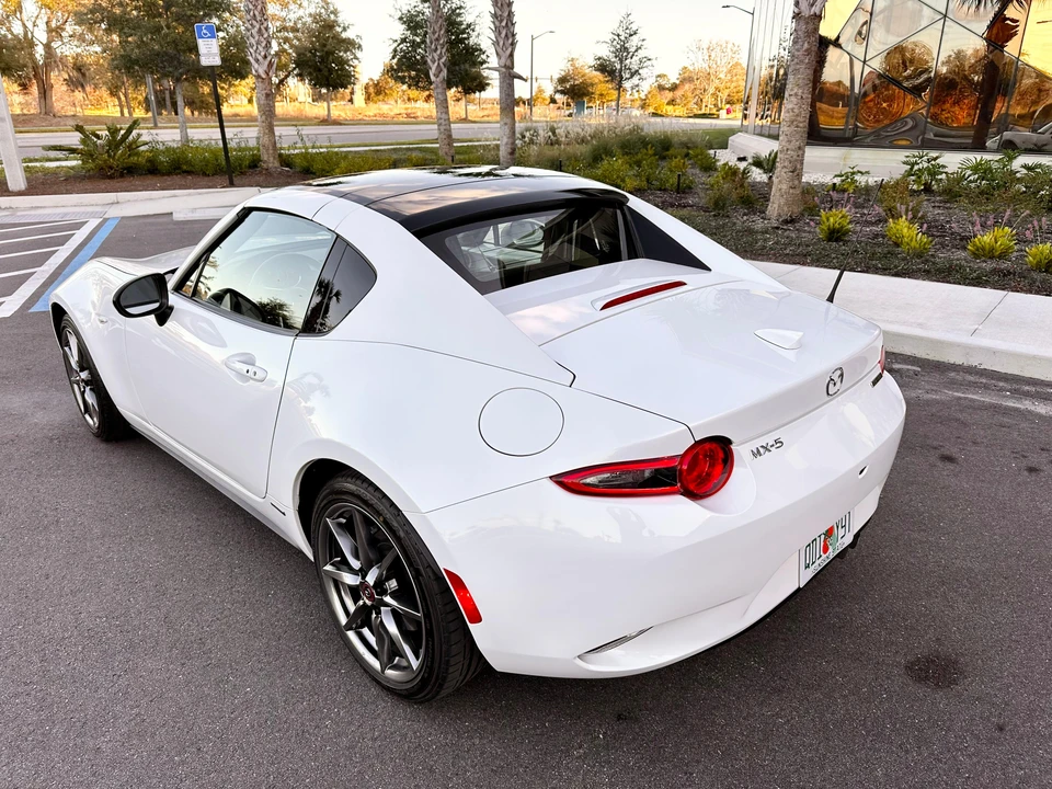 2020 Mazda ND MX-5 Miata - Image 17 of 31
