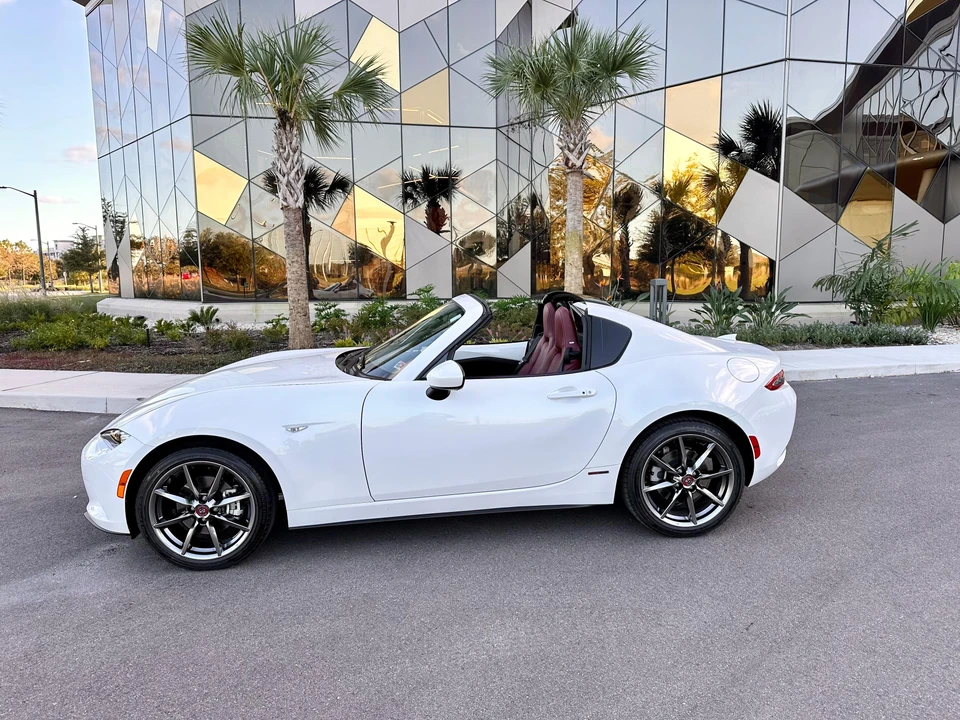 2020 Mazda ND MX-5 Miata - Image 13 of 31
