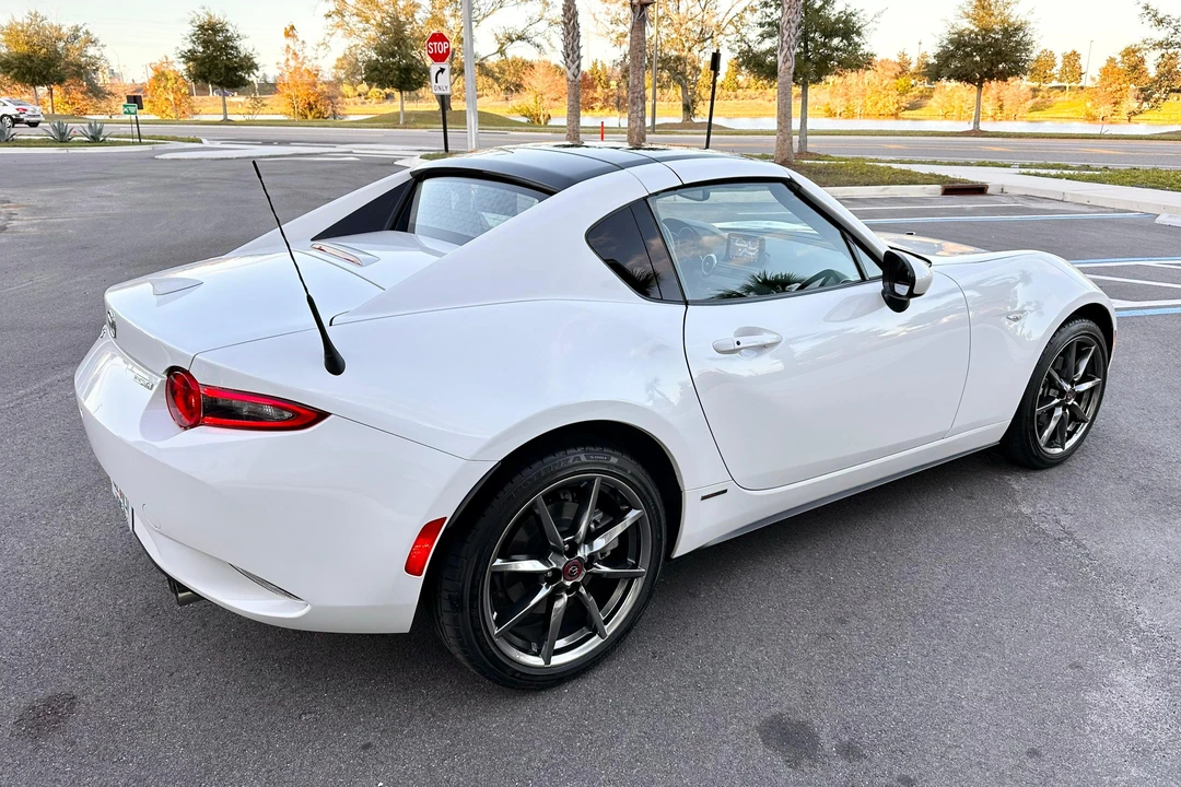 2020 Mazda ND MX-5 Miata - Image 4 of 31