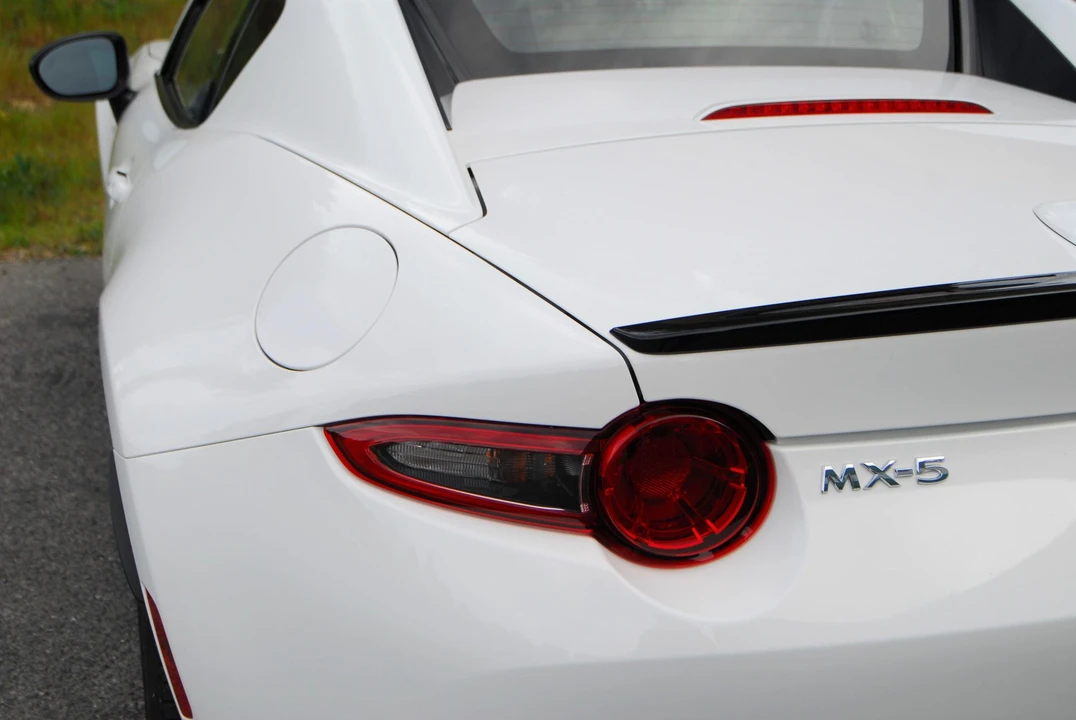 2020 Mazda ND MX-5 Miata - Image 22 of 31