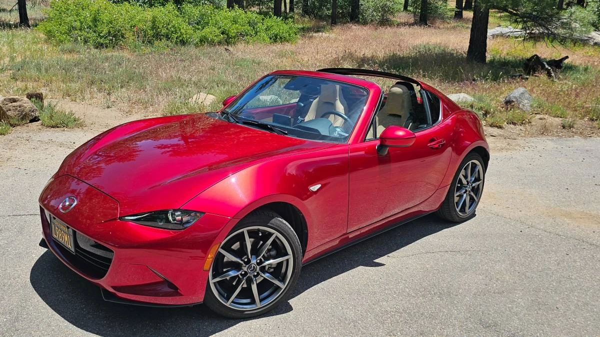 2020 Mazda ND MX-5 Miata - Image 16 of 24