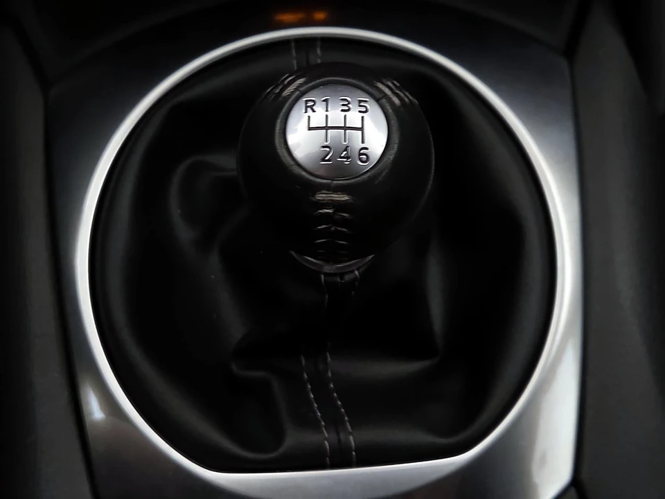 2020 Mazda ND MX-5 Miata - Image 19 of 26