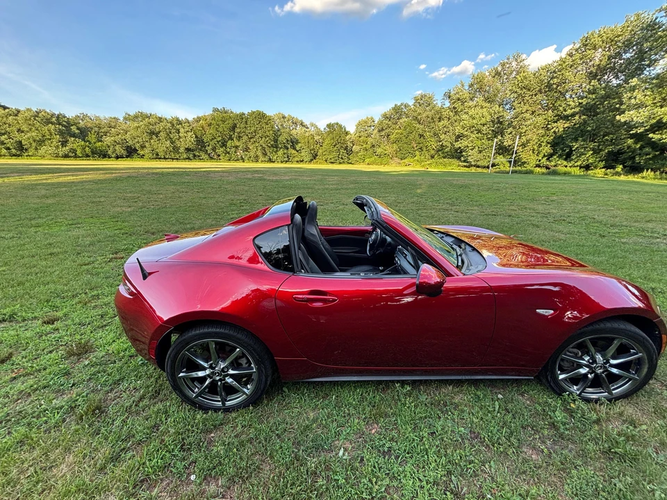 2020 Mazda ND MX-5 Miata - Image 17 of 31