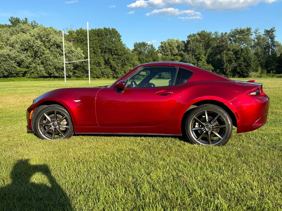 2020 Mazda ND MX-5 Miata - Image 8 of 31