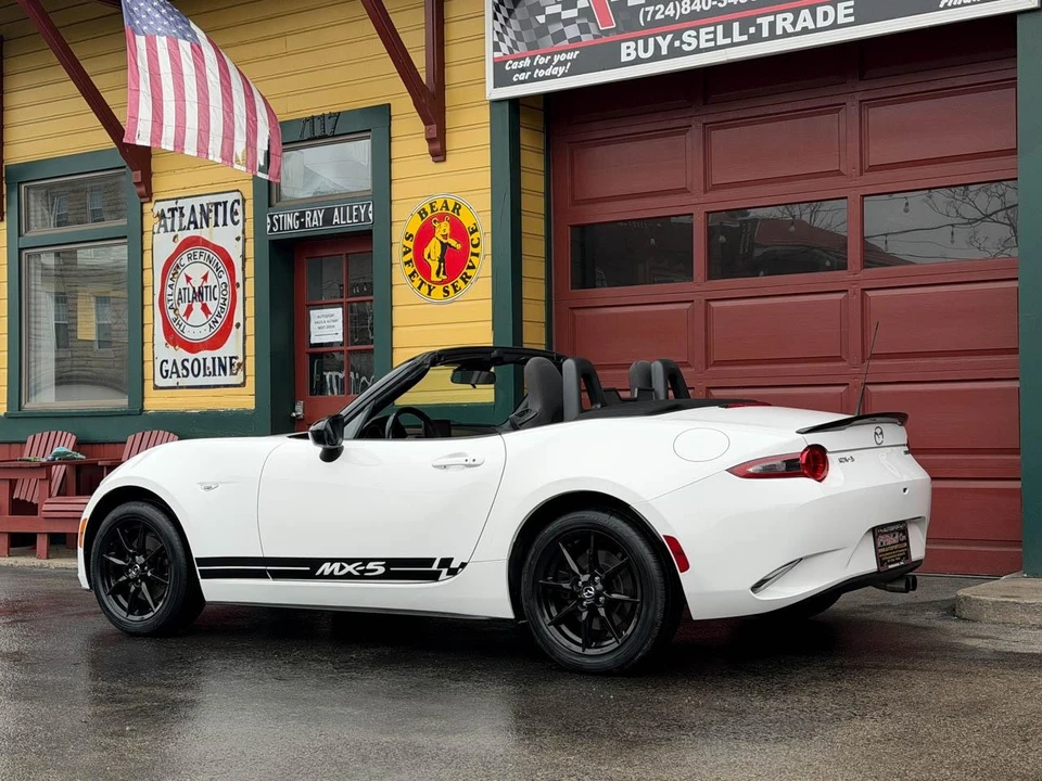 2020 Mazda ND MX-5 Miata - Image 15 of 21