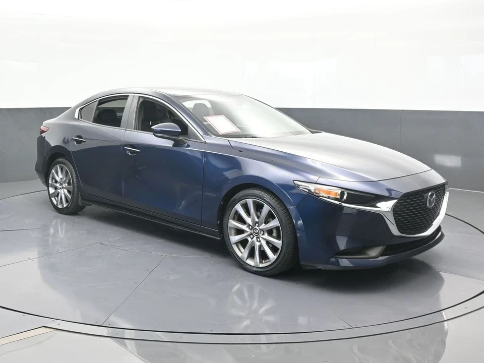 2020 Mazda Mazda 3 4th Gen - Image 8 of 12