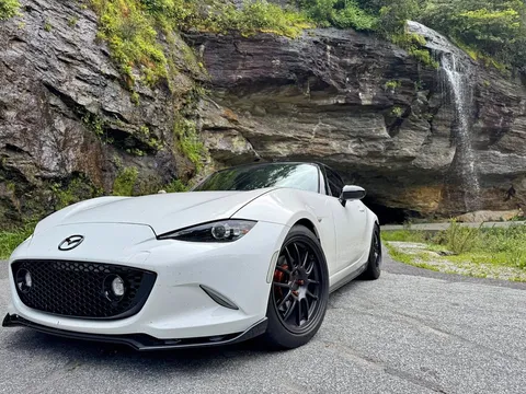 2020 Mazda MX-5 Miata