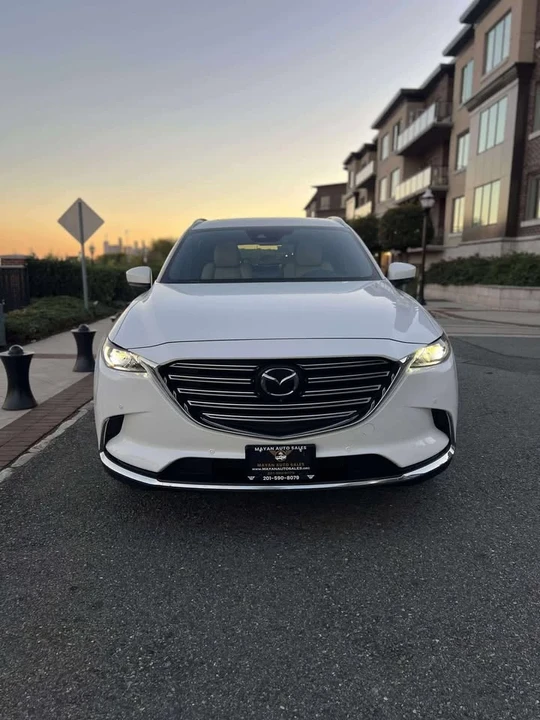 2020 Mazda CX-9 - Image 2 of 20