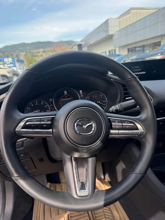 2020 Mazda Mazda 3 4th Gen - Image 8 of 12
