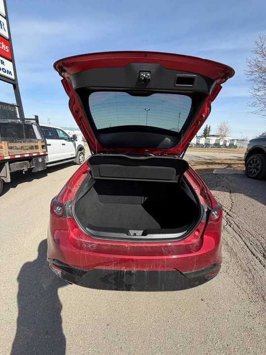 2020 Mazda Mazda 3 4th Gen - Image 10 of 12