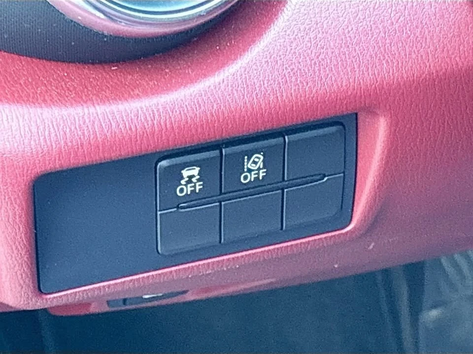 2020 Mazda ND MX-5 Miata - Image 10 of 20