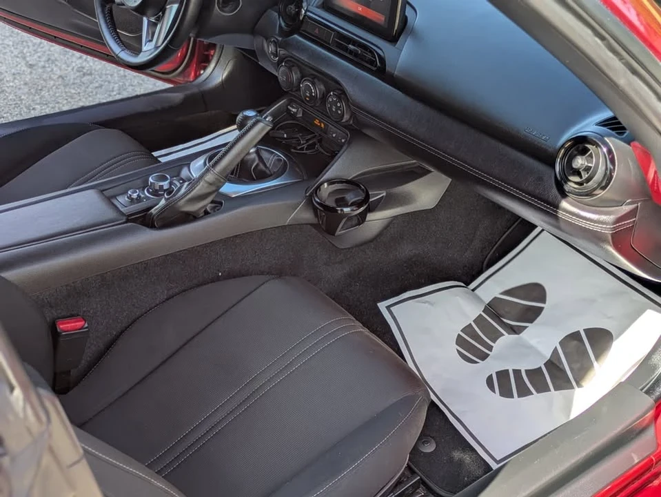 2020 Mazda ND MX-5 Miata - Image 16 of 17