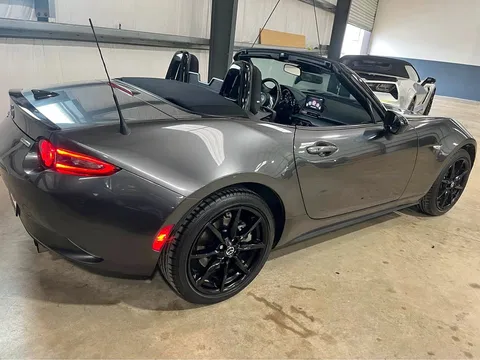 2020 Mazda MX-5 Miata Club