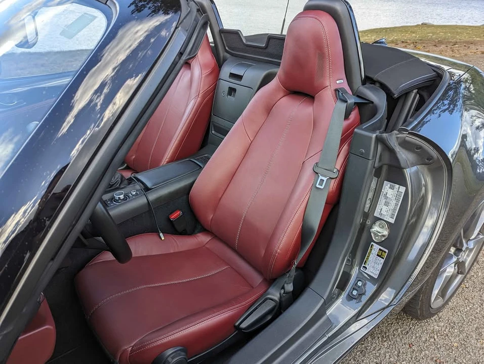 2020 Mazda ND MX-5 Miata - Image 9 of 11