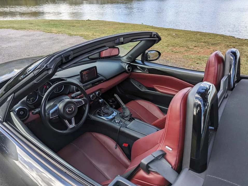 2020 Mazda ND MX-5 Miata - Image 8 of 11