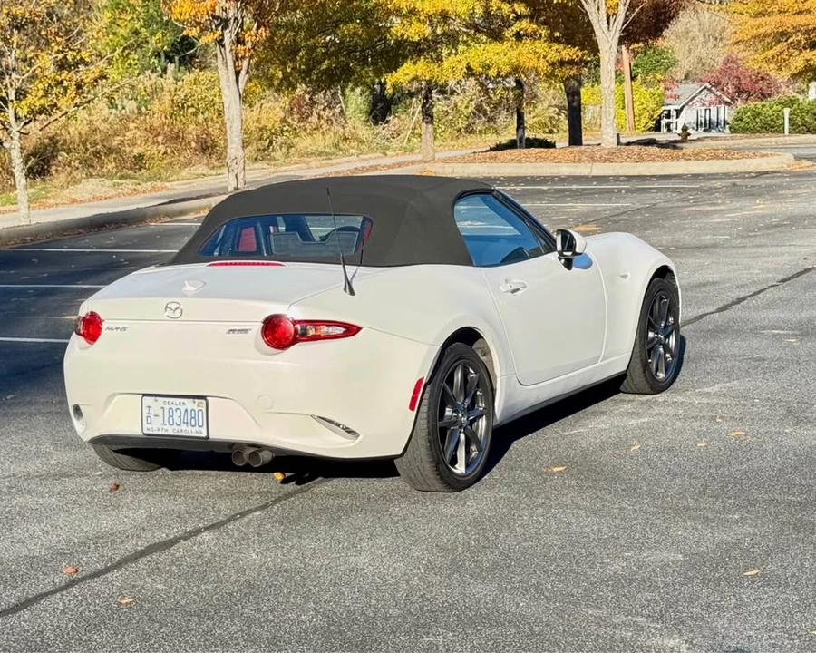 2020 Mazda ND MX-5 Miata - Image 11 of 19