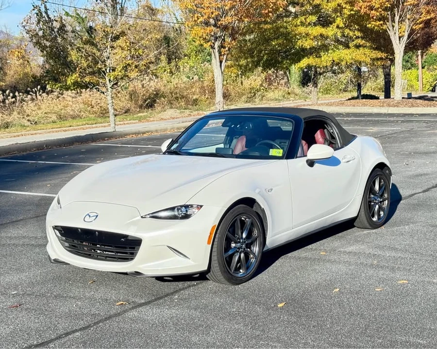 2020 Mazda ND MX-5 Miata - Image 16 of 19