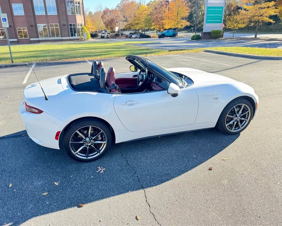 2020 Mazda ND MX-5 Miata - Image 5 of 19