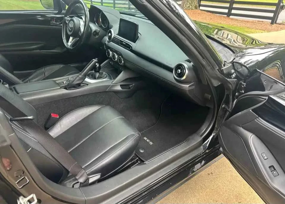 2020 Mazda ND MX-5 Miata - Image 6 of 10