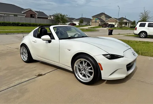 2020 Mazda MX-5 Miata RF Grand Touring Convertible
