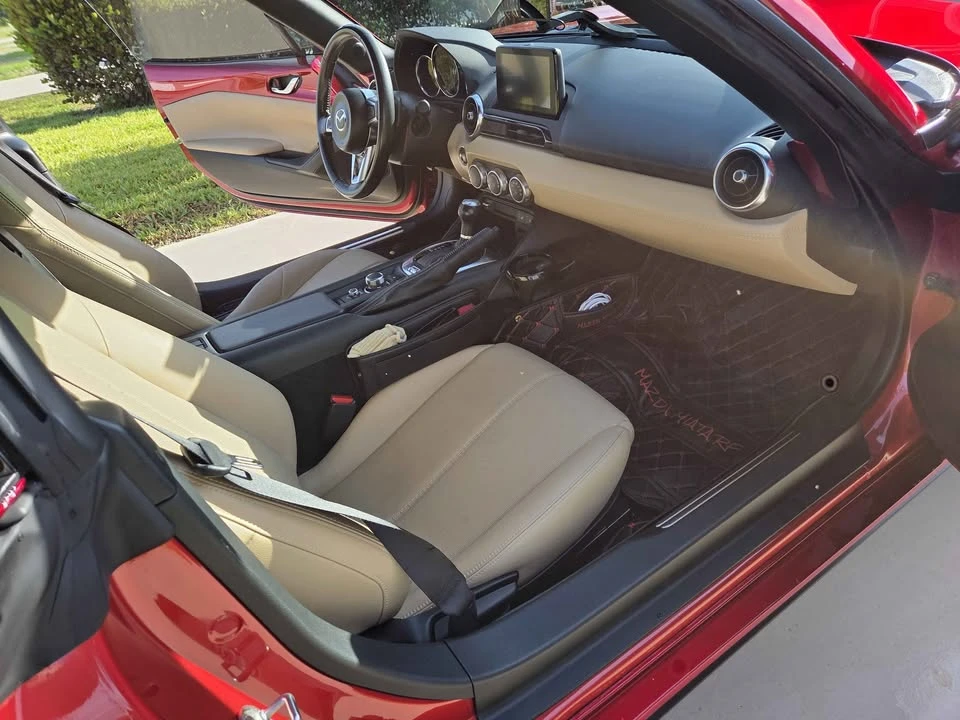 2020 Mazda ND MX-5 Miata - Image 11 of 15