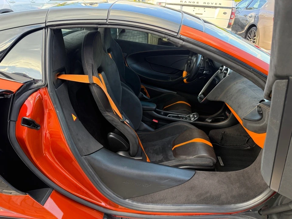 2020 McLaren 570S Spider - Image 9 of 21